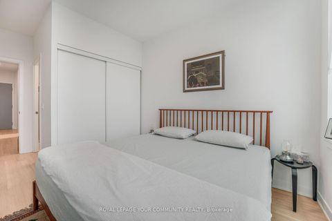 Photo 17 at 224 - 50 Upper Mall Way, Brownridge, Vaughan