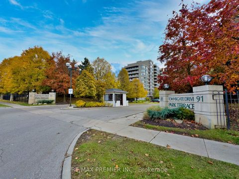 Photo 2 at 208 - 91 Townsgate Drive, Yorkhill, Vaughan
