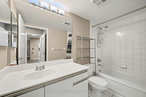 Photo 20 at 208 - 91 Townsgate Drive, Yorkhill, Vaughan