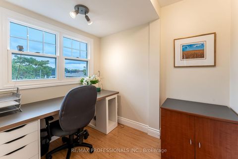 Photo 29 at 37 Lavinia Avenue, Swansea, Toronto