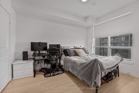 Photo 14 at A909 - 30 Upper Mall Way, Brownridge, Vaughan