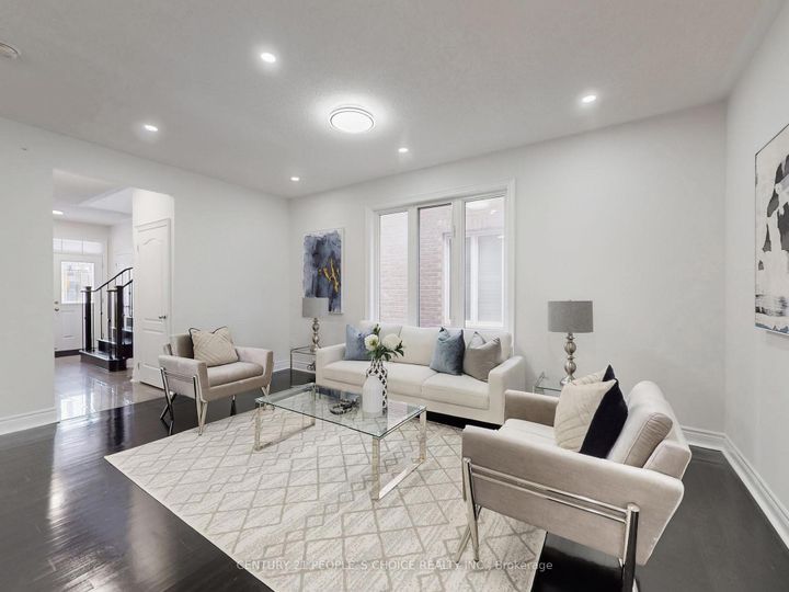 Photo 3 at 51 Elwin Road, Credit Valley, Brampton