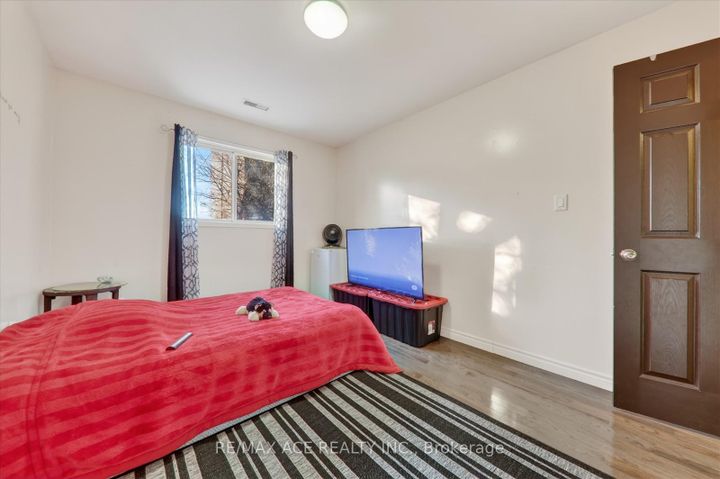 Photo 12 at 150 Centre Street S, Central, Oshawa