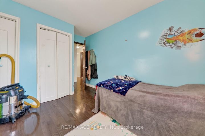 Photo 15 at 150 Centre Street S, Central, Oshawa