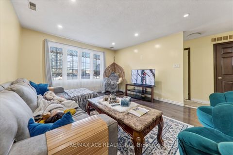 Photo 6 at 150 Centre Street S, Central, Oshawa