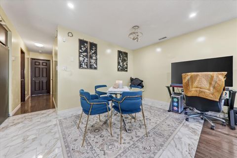 Photo 8 at 150 Centre Street S, Central, Oshawa