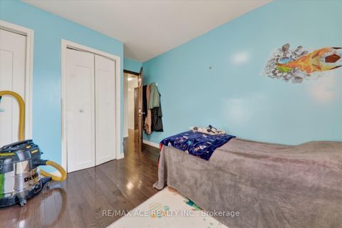 Photo 15 at 150 Centre Street S, Central, Oshawa