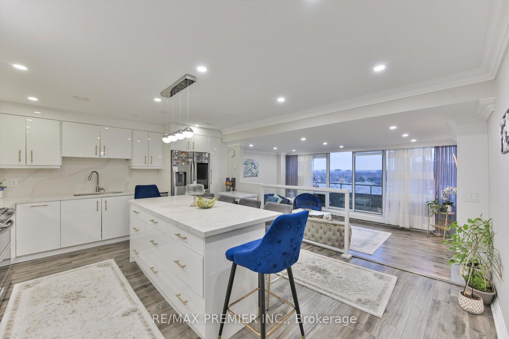 905 - 1 Four Winds Drive, York University Heights, Toronto 