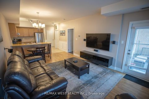 Photo 11 at 208 - 9901 Keele Street, Maple, Vaughan