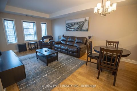 Photo 14 at 208 - 9901 Keele Street, Maple, Vaughan