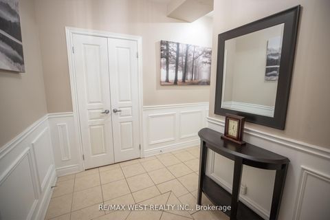 Photo 24 at 208 - 9901 Keele Street, Maple, Vaughan