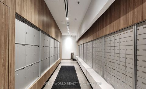 Photo 24 at 919 - 3100 Keele Street, CFB, Toronto