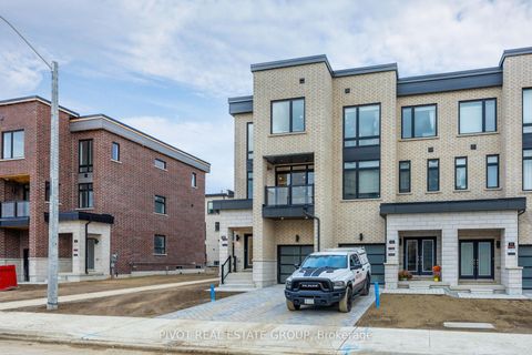 Photo 1 at 150 Danielle Moore Circle, Bendale, Toronto