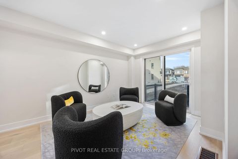 Photo 7 at 150 Danielle Moore Circle, Bendale, Toronto