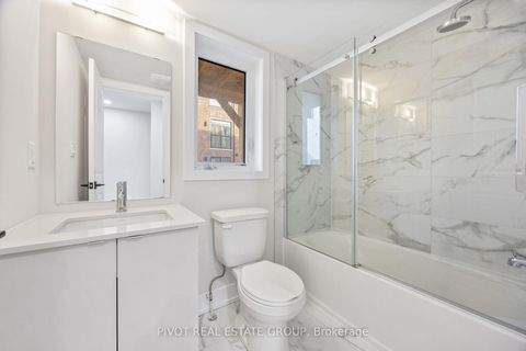 Photo 11 at 150 Danielle Moore Circle, Bendale, Toronto