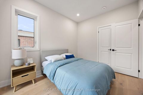 Photo 31 at 150 Danielle Moore Circle, Bendale, Toronto