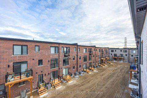 Photo 38 at 150 Danielle Moore Circle, Bendale, Toronto