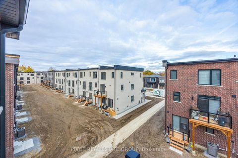 Photo 39 at 150 Danielle Moore Circle, Bendale, Toronto