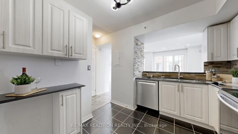 Photo 13 at 502 - 3 Everson Drive, Willowdale East, Toronto