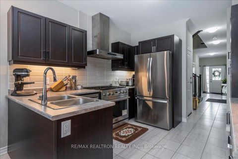 Photo 12 at 207 Cubitt Street, Stayner, Clearview