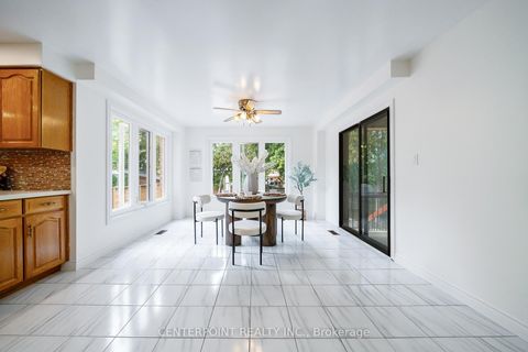 Photo 13 at 310 Holmes Avenue, Willowdale East, Toronto