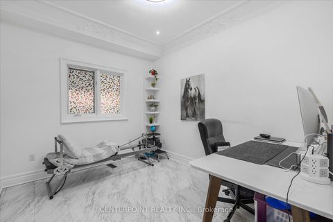 Photo 16 at 277 Oxford Street, Mill Pond, Richmond Hill