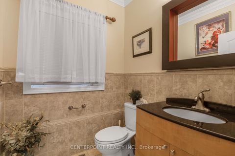 Photo 17 at 277 Oxford Street, Mill Pond, Richmond Hill