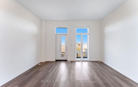 Photo 17 at 408 - 11 Steckley House Lane, Rural Richmond Hill, Richmond Hill