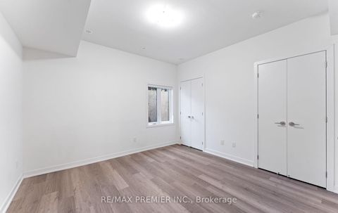 Photo 27 at 408 - 11 Steckley House Lane, Rural Richmond Hill, Richmond Hill