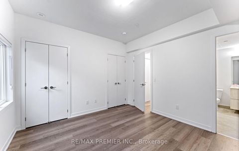 Photo 29 at 408 - 11 Steckley House Lane, Rural Richmond Hill, Richmond Hill