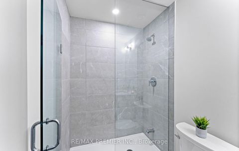 Photo 32 at 408 - 11 Steckley House Lane, Rural Richmond Hill, Richmond Hill