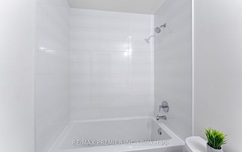 Photo 41 at 408 - 11 Steckley House Lane, Rural Richmond Hill, Richmond Hill