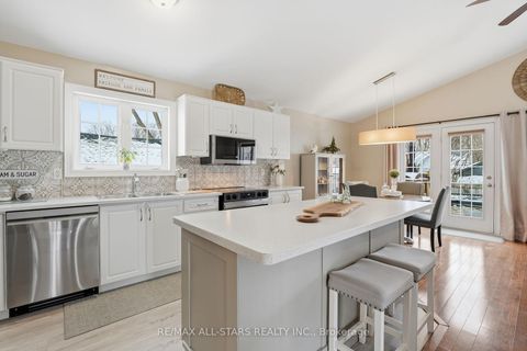 Photo 8 at 167 Silas Boulevard, Keswick North, Georgina