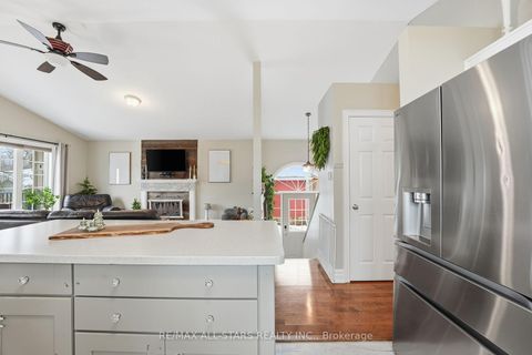 Photo 11 at 167 Silas Boulevard, Keswick North, Georgina