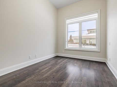 Photo 11 at 112 - 7 Bond Crescent, Oak Ridges, Richmond Hill