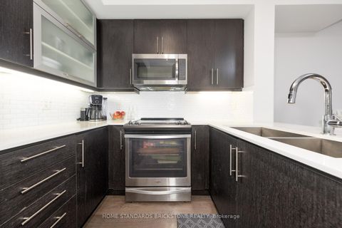 Photo 4 at LPH 10 - 65 Oneida Crescent, Langstaff, Richmond Hill