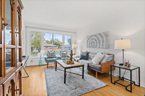 Photo 3 at 108 Rochman Boulevard, Woburn, Toronto