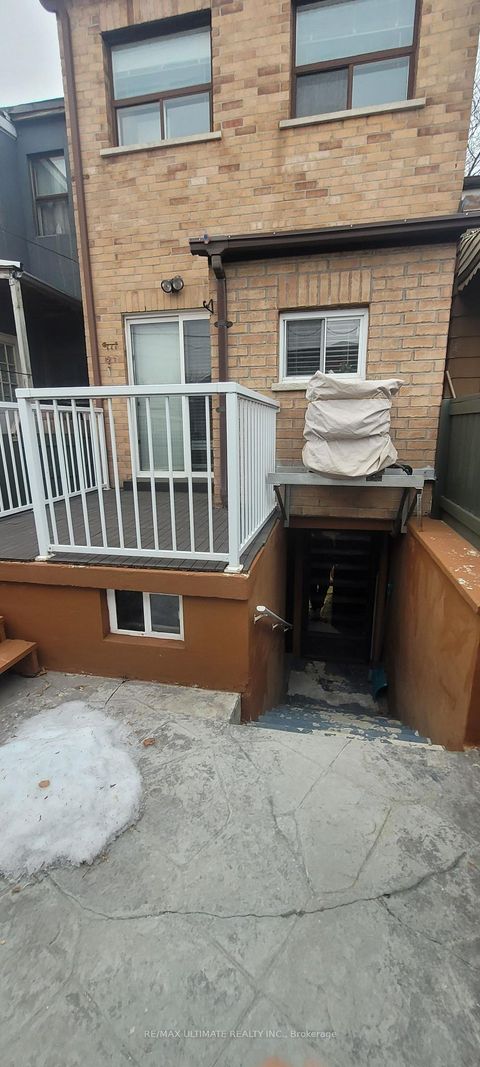 Photo 5 at 120 Rosethorn Avenue W, Pellam Park, Toronto