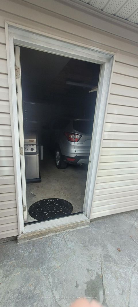 Photo 6 at 120 Rosethorn Avenue W, Pellam Park, Toronto