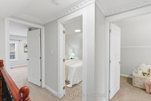 Photo 26 at 115 Banting Avenue, Central, Oshawa