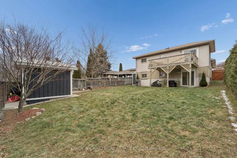 Photo 15 at 606 Birkdale Court, Donevan, Oshawa