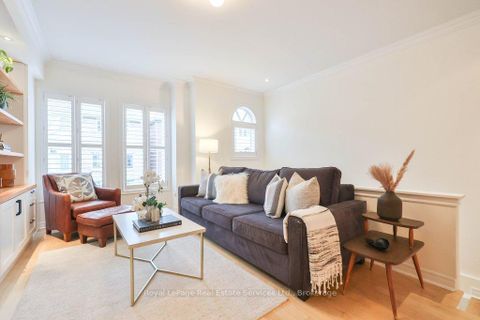 Photo 8 at 6 - 38 Mendota Road, Queensway, Toronto