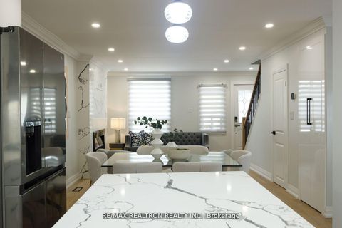 Photo 6 at 77 Hatherley Road, Fairbank, Toronto