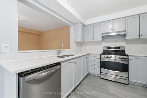 Photo 14 at 60 Snedden Avenue, Bayview Wellington, Aurora