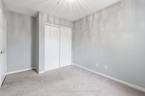 Photo 40 at 60 Snedden Avenue, Bayview Wellington, Aurora