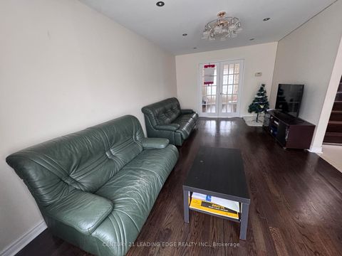 Photo 2 at 134 Canongate Trail, Steeles, Toronto