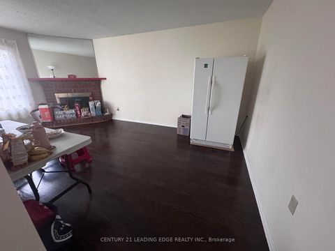 Photo 9 at 134 Canongate Trail, Steeles, Toronto