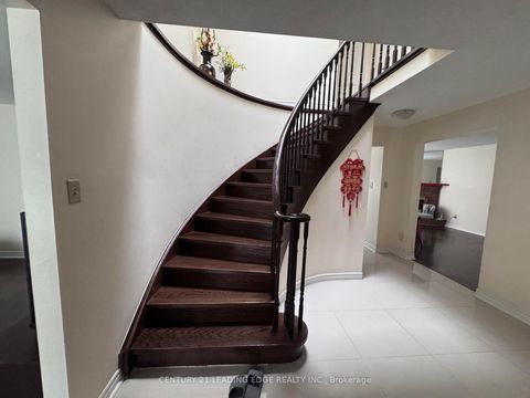 Photo 11 at 134 Canongate Trail, Steeles, Toronto