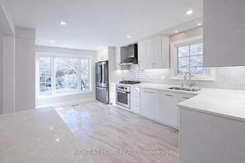 Photo 6 at 122 Dollery Court, Branson, Toronto