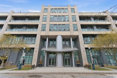 Photo 2 at 101 - 380 Macpherson Avenue, Casa Loma, Toronto